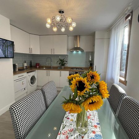 Central Comfy 2 Familyroom Apart Edinburgh Dış mekan fotoğraf
